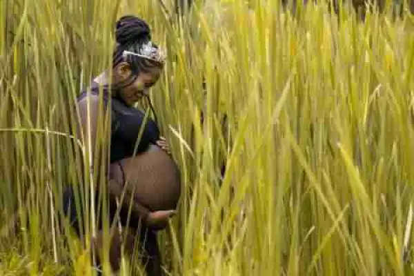 Busiswa Shares Eye Candy Baby Bump Photos